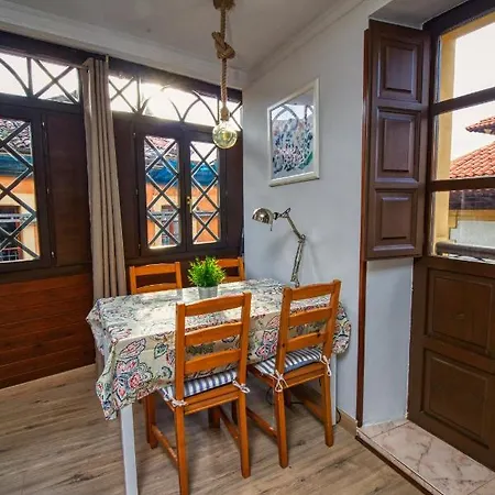 Precioso Apartamento En Puerto Deportivo Centro A Estrenar *